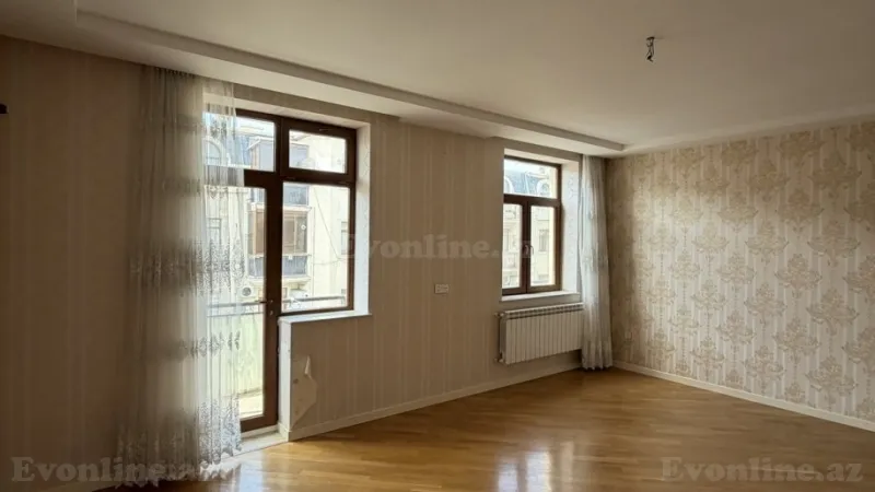 Satılır 4 otaqlı Mənzil Yeni tikili 147 m² Xırdalan