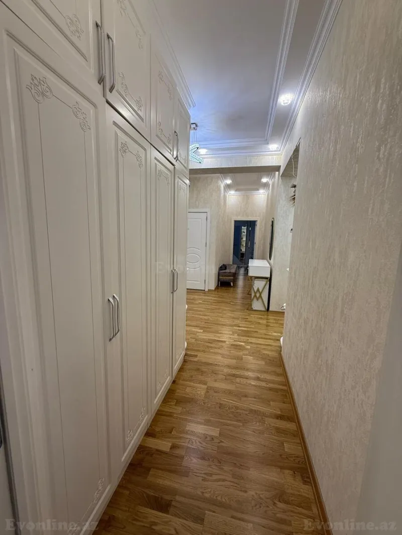 Satılır 3 otaqlı Mənzil Yeni tikili 110 m² Qara Qarayev m. - şəkil 4