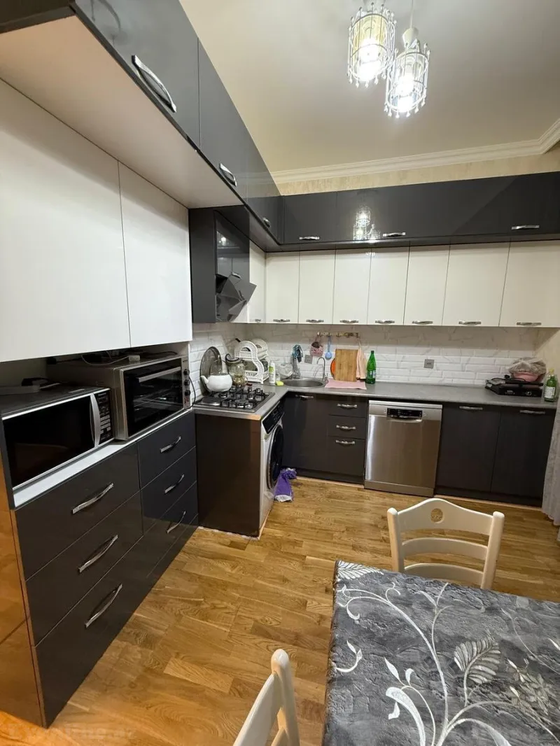 Satılır 3 otaqlı Mənzil Yeni tikili 110 m² Qara Qarayev m. - şəkil 19