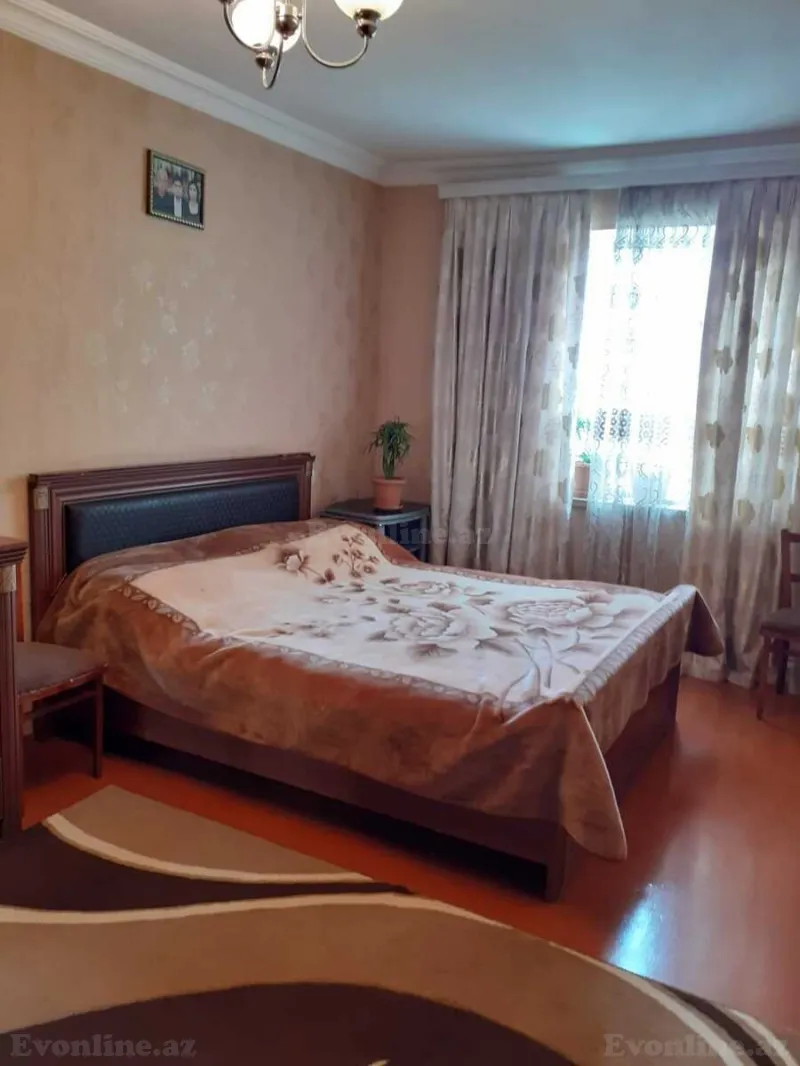 Satılır 4 otaqlı Mənzil Köhnə tikili 100 m² Nizami m. - şəkil 3