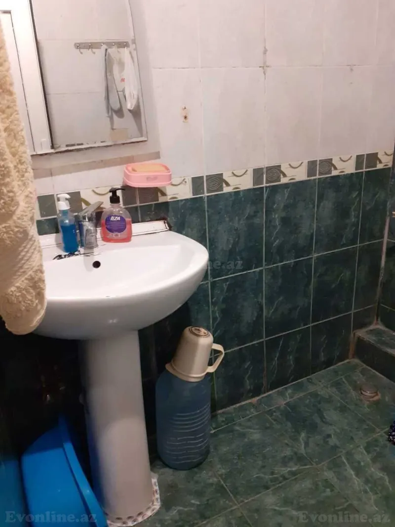 Satılır 4 otaqlı Mənzil Köhnə tikili 100 m² Nizami m. - şəkil 5