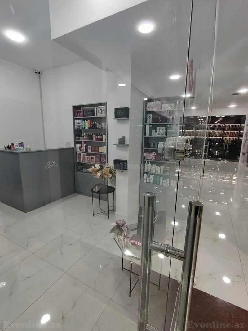 Obyekt 16 m² 28 May m. Kirayə verilir