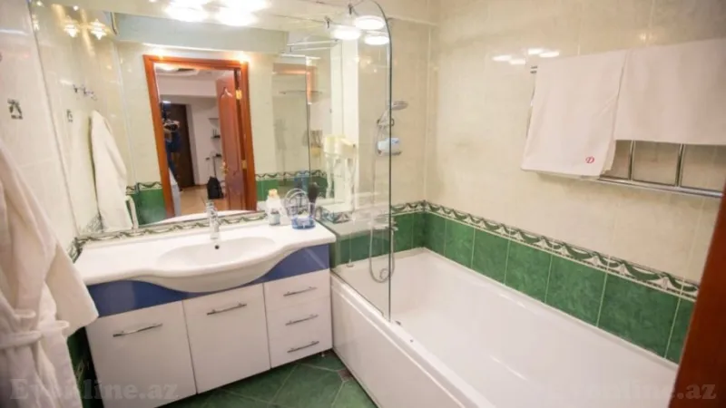 Kirayə verilir 3 otaqlı Mənzil Yeni tikili 110 m² 28 May m. - şəkil 9