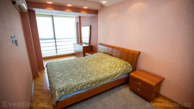 Kirayə verilir 3 otaqlı Mənzil Yeni tikili 110 m² 28 May m. - şəkil 13