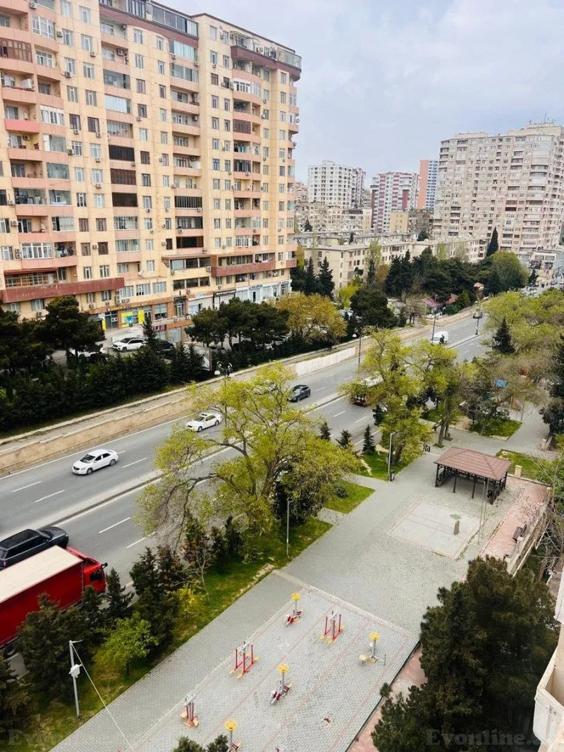 Satılır 4 otaqlı Mənzil Köhnə tikili 105 m² 4-cü mikrorayon - şəkil 13