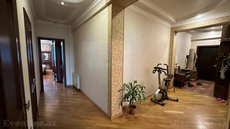 Satılır 2 otaqlı Mənzil Yeni tikili 110 m² 8 Noyabr m. - şəkil 7