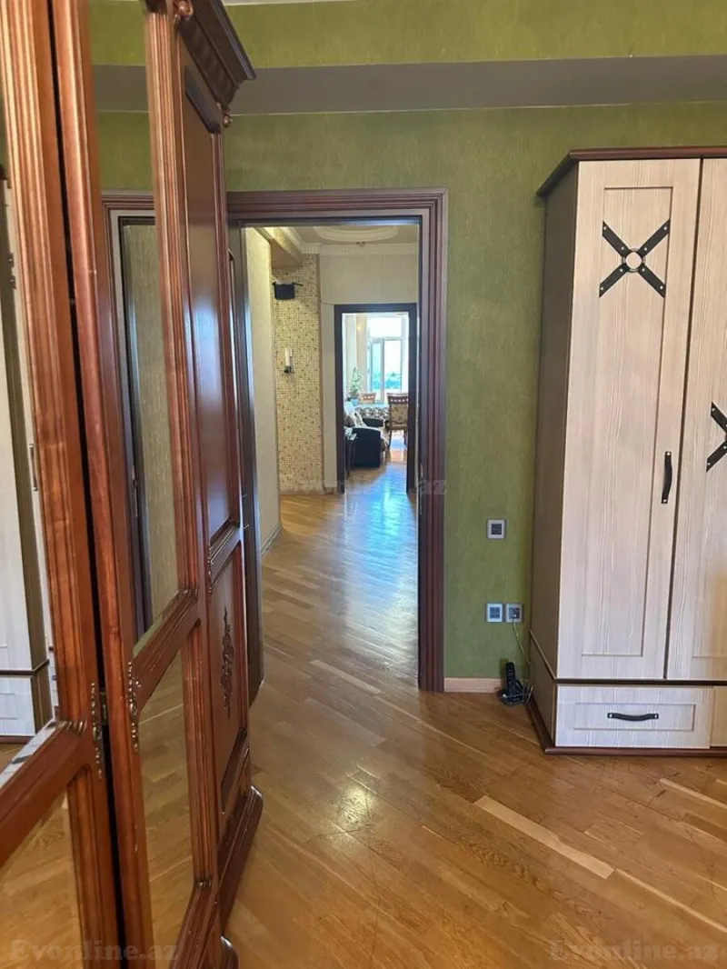 Satılır 2 otaqlı Mənzil Yeni tikili 110 m² 8 Noyabr m. - şəkil 13