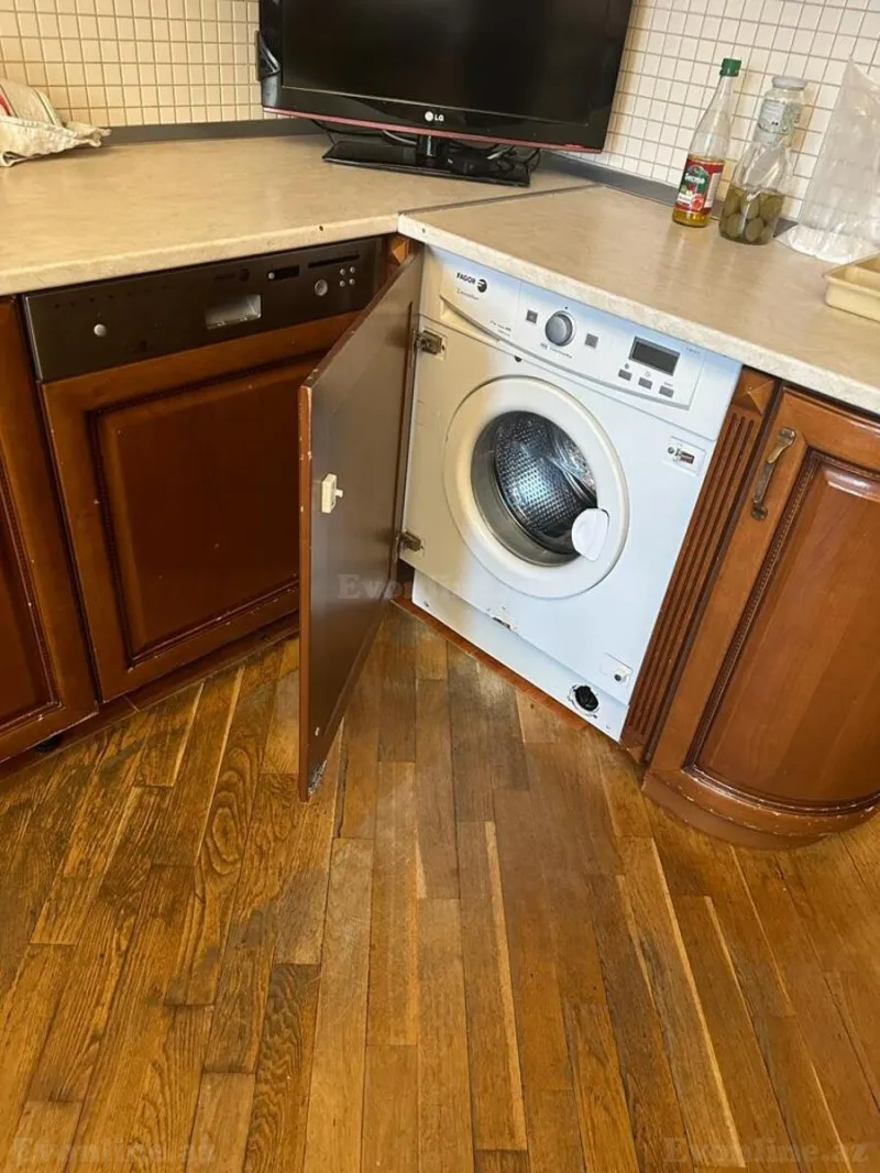 Satılır 2 otaqlı Mənzil Yeni tikili 110 m² 8 Noyabr m. - şəkil 16