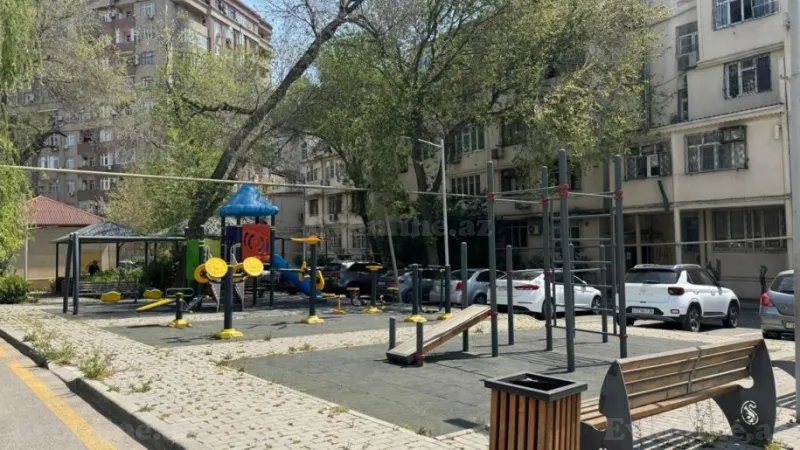 Satılır 2 otaqlı Mənzil Köhnə tikili 52 m² Nəsimi r. - şəkil 4