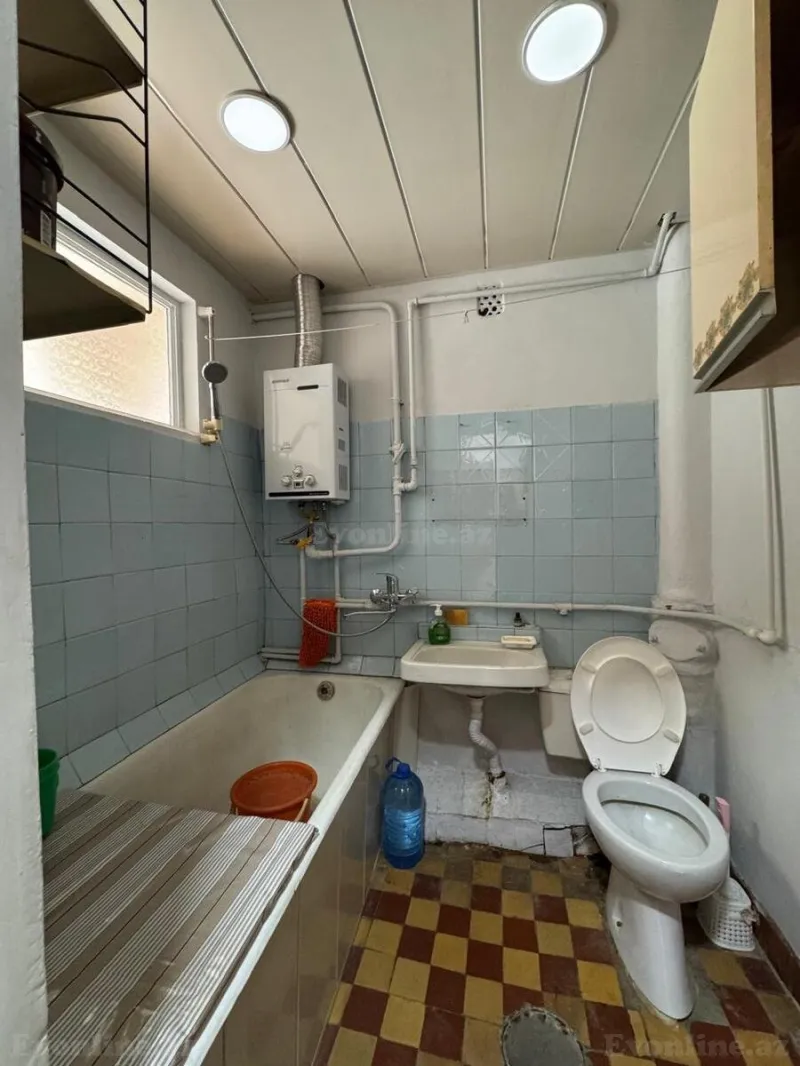 Satılır 2 otaqlı Mənzil Köhnə tikili 52 m² Nəsimi r. - şəkil 7