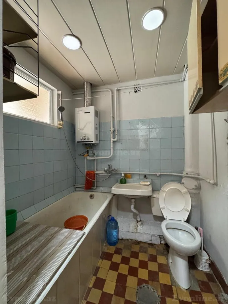 Satılır 2 otaqlı Mənzil Köhnə tikili 52 m² Nəsimi r. - şəkil 10