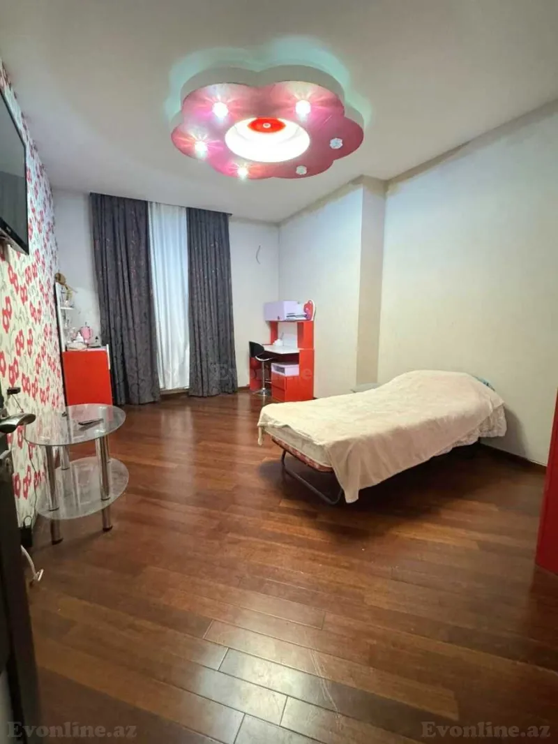 Kirayə verilir 4 otaqlı Mənzil Yeni tikili 187 m² Xətai r. - şəkil 7