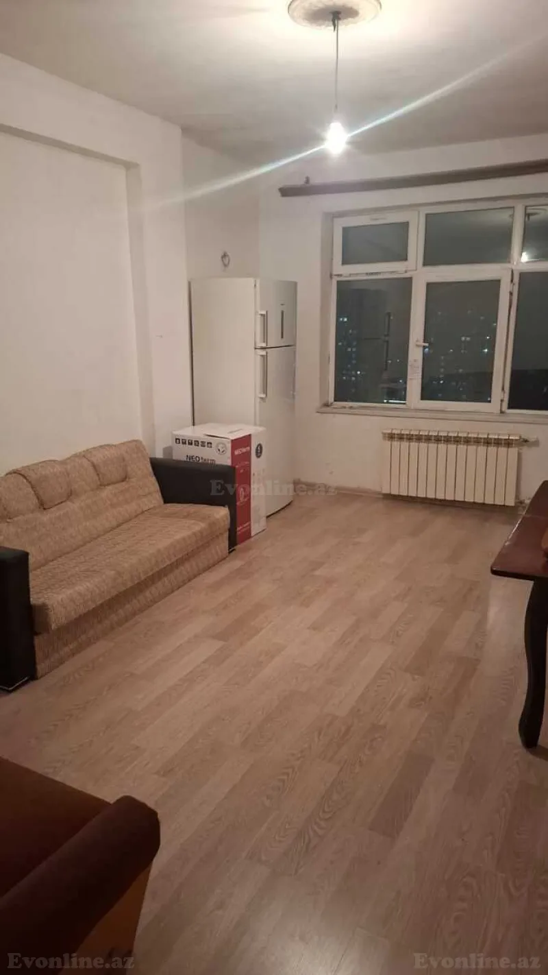 Kirayə verilir 1 otaqlı Mənzil Köhnə tikili 45 m² Əhmədli