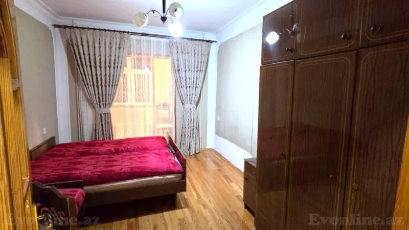 Kirayə verilir 2 otaqlı Mənzil Köhnə tikili 70 m² Xətai r. - şəkil 3