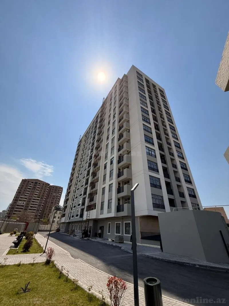 4 otaqlı Mənzil 175 m² 28 May m. Satılır
