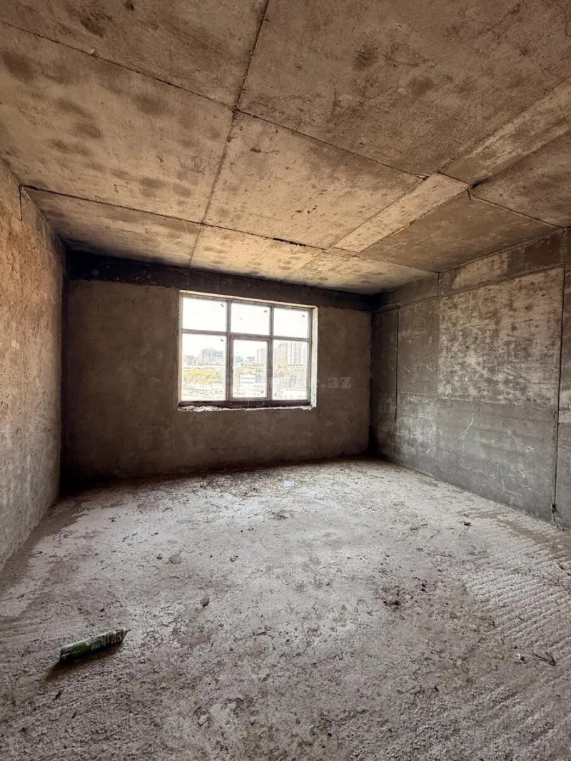 Satılır 4 otaqlı Mənzil Yeni tikili 175 m² 28 May m. - şəkil 3