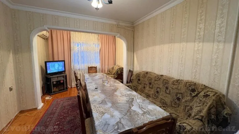 Satılır 2 otaqlı Mənzil Köhnə tikili 65 m² Suraxanı r. - şəkil 2