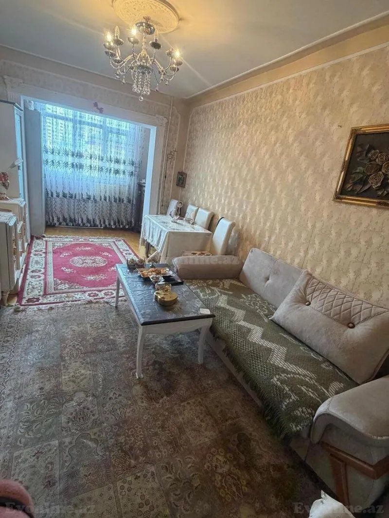 2 otaqlı Mənzil 45 m² 8-ci mikrorayon Satılır