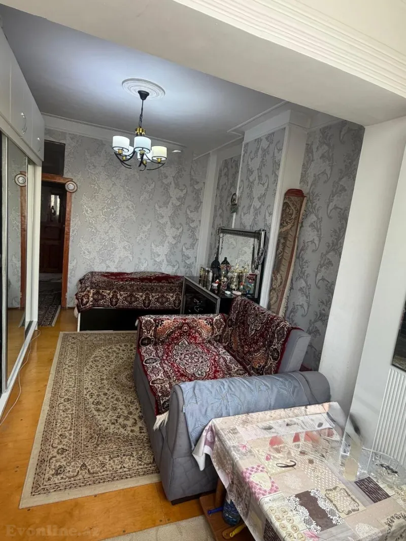 Satılır 2 otaqlı Mənzil Köhnə tikili 45 m² 8-ci mikrorayon - şəkil 4