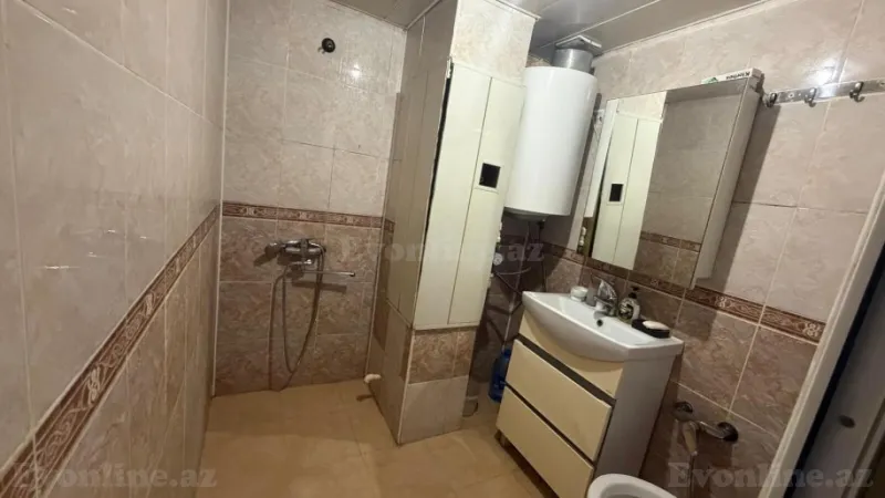 Satılır 2 otaqlı Mənzil Köhnə tikili 45 m² 8-ci mikrorayon - şəkil 9