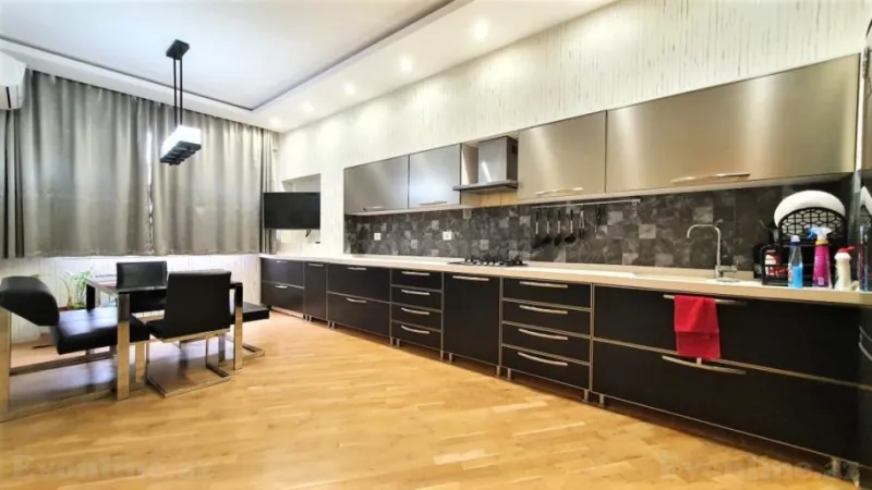 Kirayə verilir 3 otaqlı Mənzil Yeni tikili 125 m² 28 May m. - şəkil 4