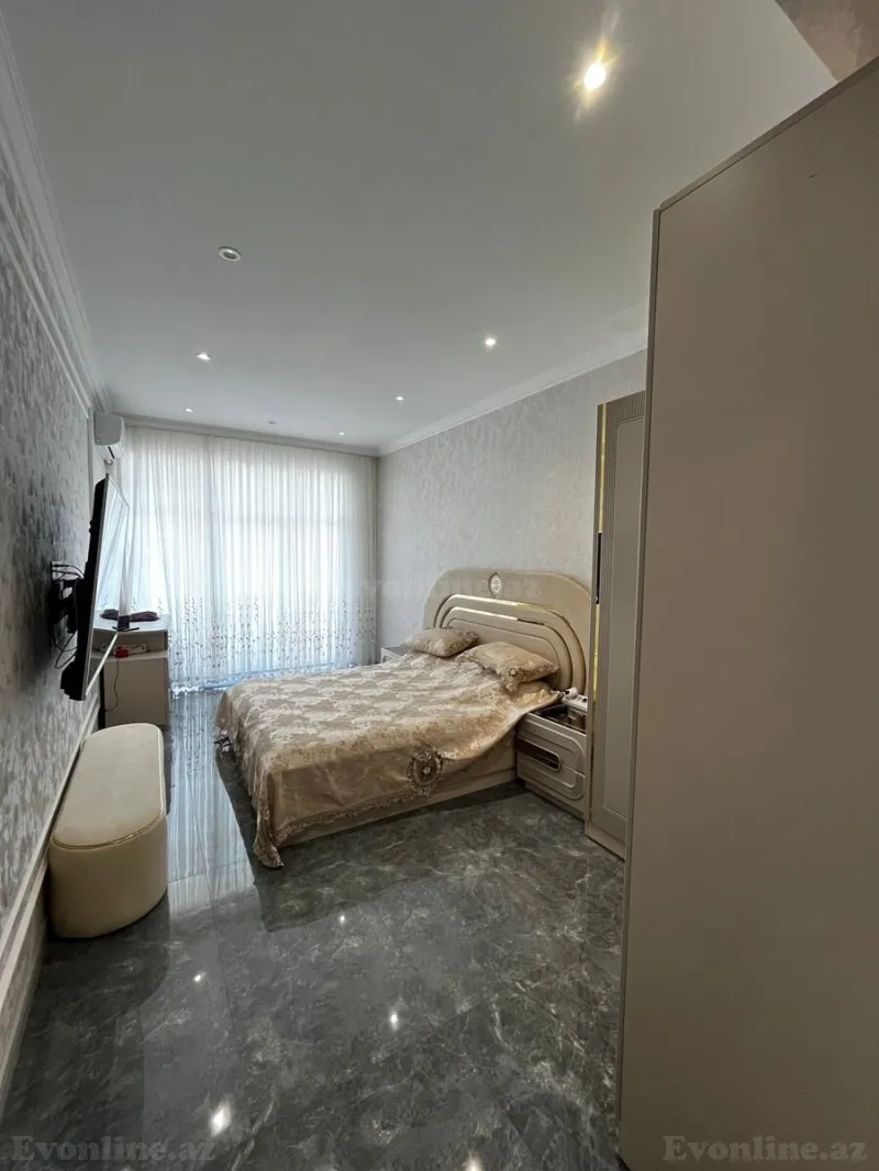 Satılır 4 otaqlı Mənzil Yeni tikili 170 m² Xətai r. - şəkil 6