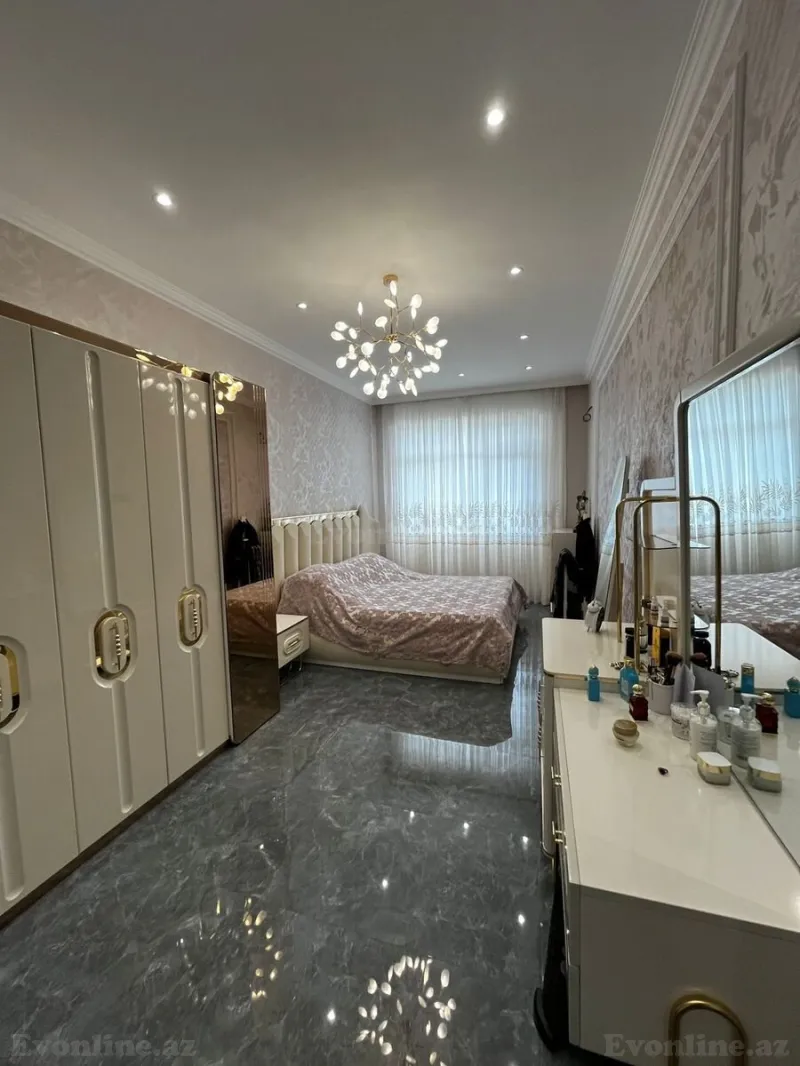 Satılır 4 otaqlı Mənzil Yeni tikili 170 m² Xətai r. - şəkil 9