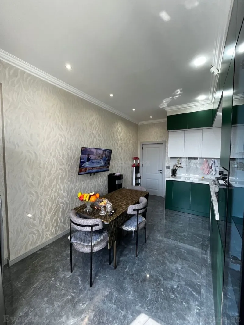 Satılır 4 otaqlı Mənzil Yeni tikili 170 m² Xətai r. - şəkil 19