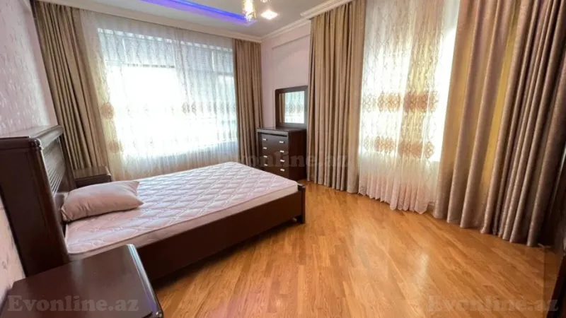 Kirayə verilir 3 otaqlı Mənzil Yeni tikili 130 m² Xətai m. - şəkil 12