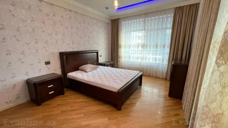 Kirayə verilir 3 otaqlı Mənzil Yeni tikili 130 m² Xətai m. - şəkil 13