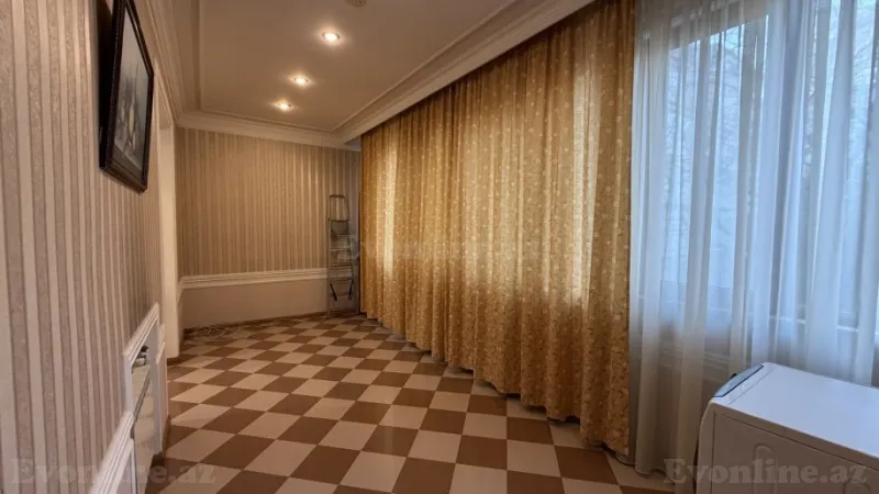 Satılır 3 otaqlı Mənzil Köhnə tikili 95 m² Sahil m. - şəkil 6