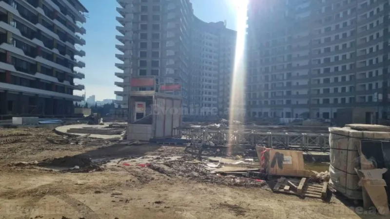 Satılır 3 otaqlı Mənzil Yeni tikili 150 m² Binəqədi r. - şəkil 2