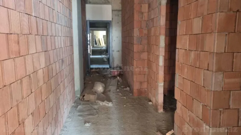 Satılır 3 otaqlı Mənzil Yeni tikili 150 m² Binəqədi r. - şəkil 11