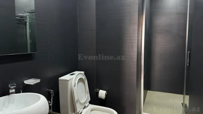 Kirayə verilir 4 otaqlı Mənzil Yeni tikili 160 m² 28 May m. - şəkil 5