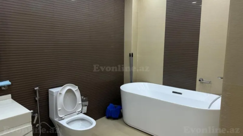 Kirayə verilir 4 otaqlı Mənzil Yeni tikili 160 m² 28 May m. - şəkil 13