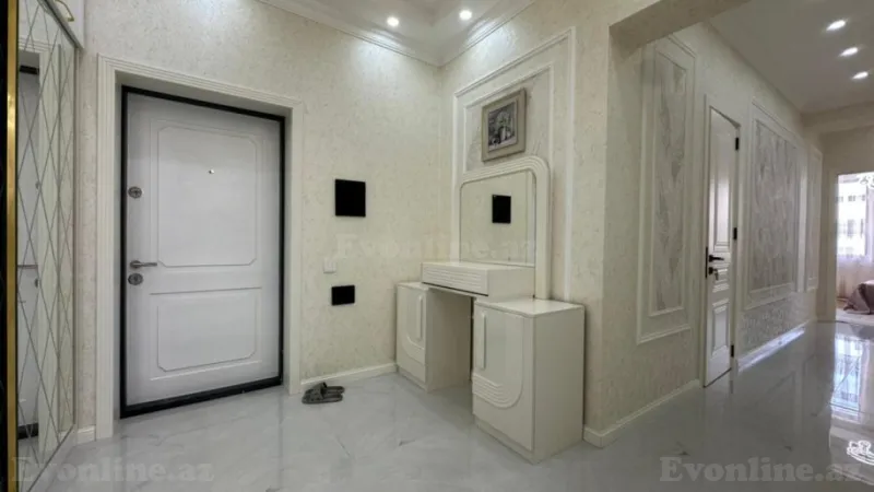 Satılır 3 otaqlı Mənzil Yeni tikili 109 m² 28 May m. - şəkil 3