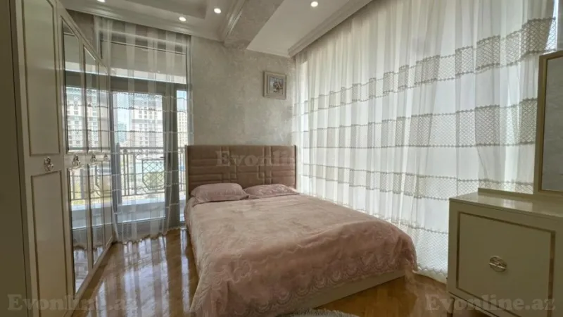 Satılır 3 otaqlı Mənzil Yeni tikili 109 m² 28 May m. - şəkil 9