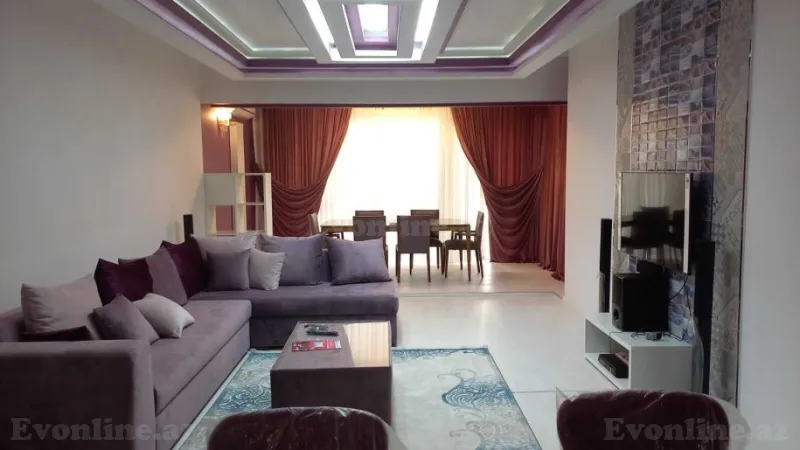 3 otaqlı Mənzil 120 m² Xətai m. Kirayə verilir