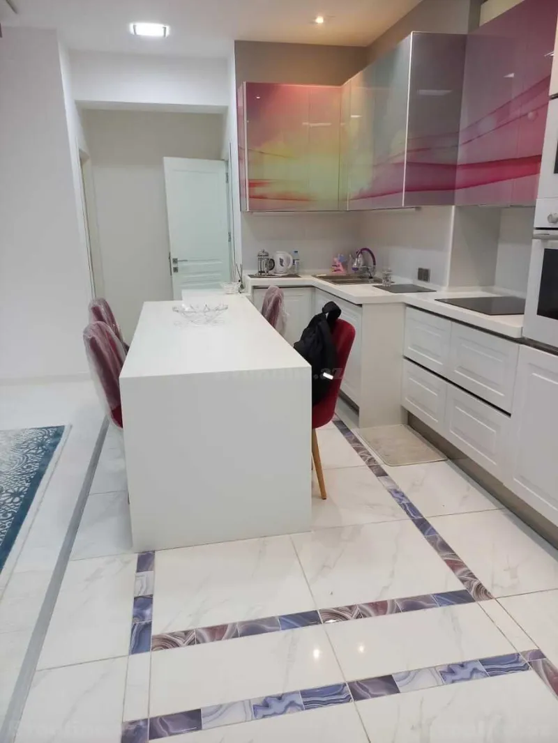 Kirayə verilir 3 otaqlı Mənzil Yeni tikili 120 m² Xətai m. - şəkil 8