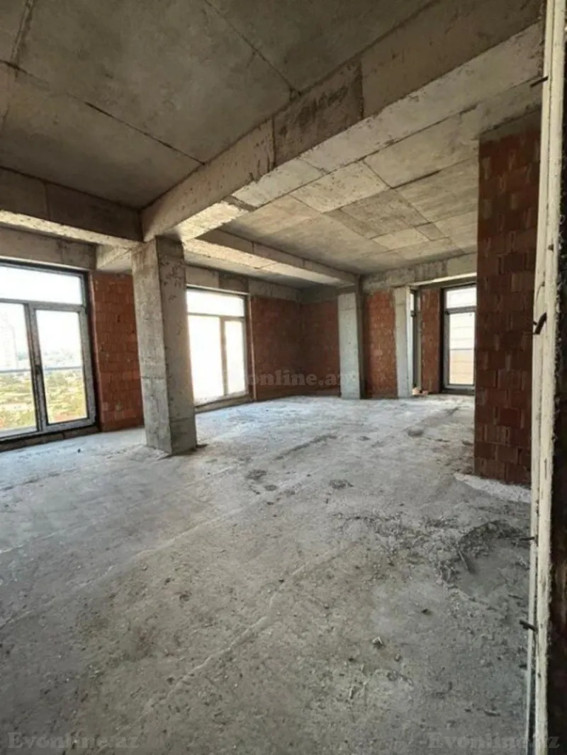 Satılır 4 otaqlı Mənzil Yeni tikili 185 m² Nəsimi r. - şəkil 2