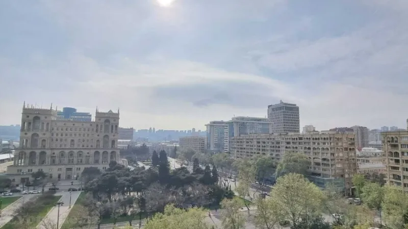 Kirayə verilir 4 otaqlı Mənzil Yeni tikili 200 m² 28 May m. - şəkil 2