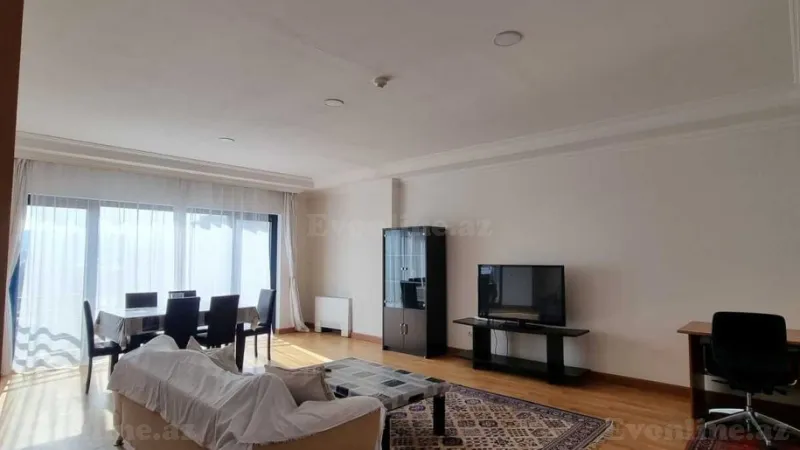 Kirayə verilir 4 otaqlı Mənzil Yeni tikili 200 m² 28 May m. - şəkil 4