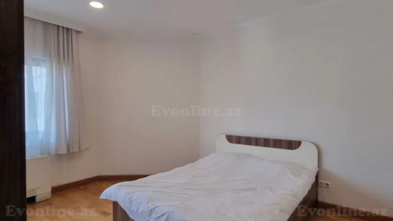 Kirayə verilir 4 otaqlı Mənzil Yeni tikili 200 m² 28 May m. - şəkil 10