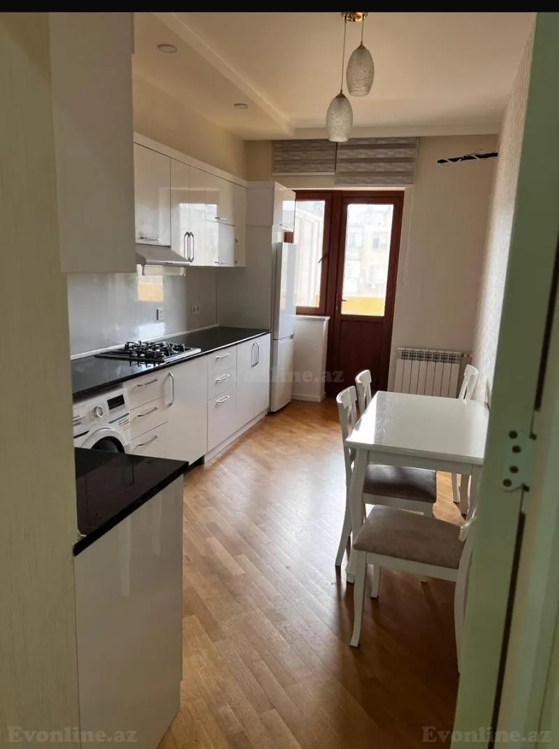 Satılır 2 otaqlı Mənzil Yeni tikili 95 m² Xalqlar Dostluğu m. - şəkil 3