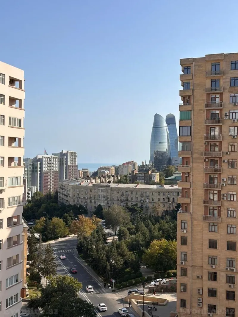 3 otaqlı Mənzil 110 m² Yasamal Satılır