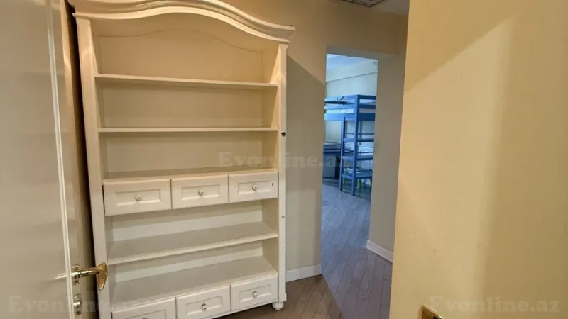 Satılır 4 otaqlı Mənzil Yeni tikili 180 m² Nizami m. - şəkil 19