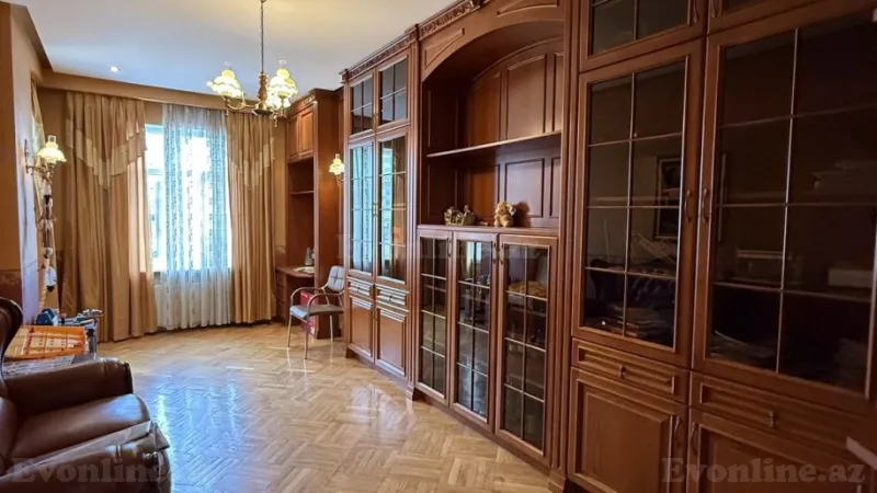 Satılır 4 otaqlı Mənzil Yeni tikili 180 m² Nizami m. - şəkil 25