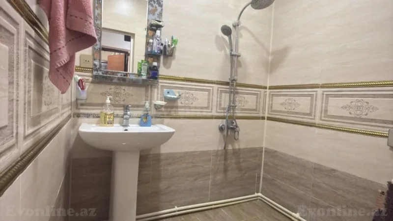 Satılır 2 otaqlı Mənzil Köhnə tikili 75 m² Yeni Yasamal - şəkil 6