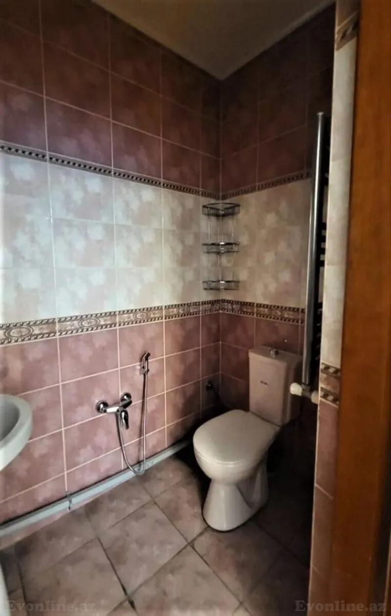 Kirayə verilir Ofis 157 m² Gənclik m. - şəkil 21