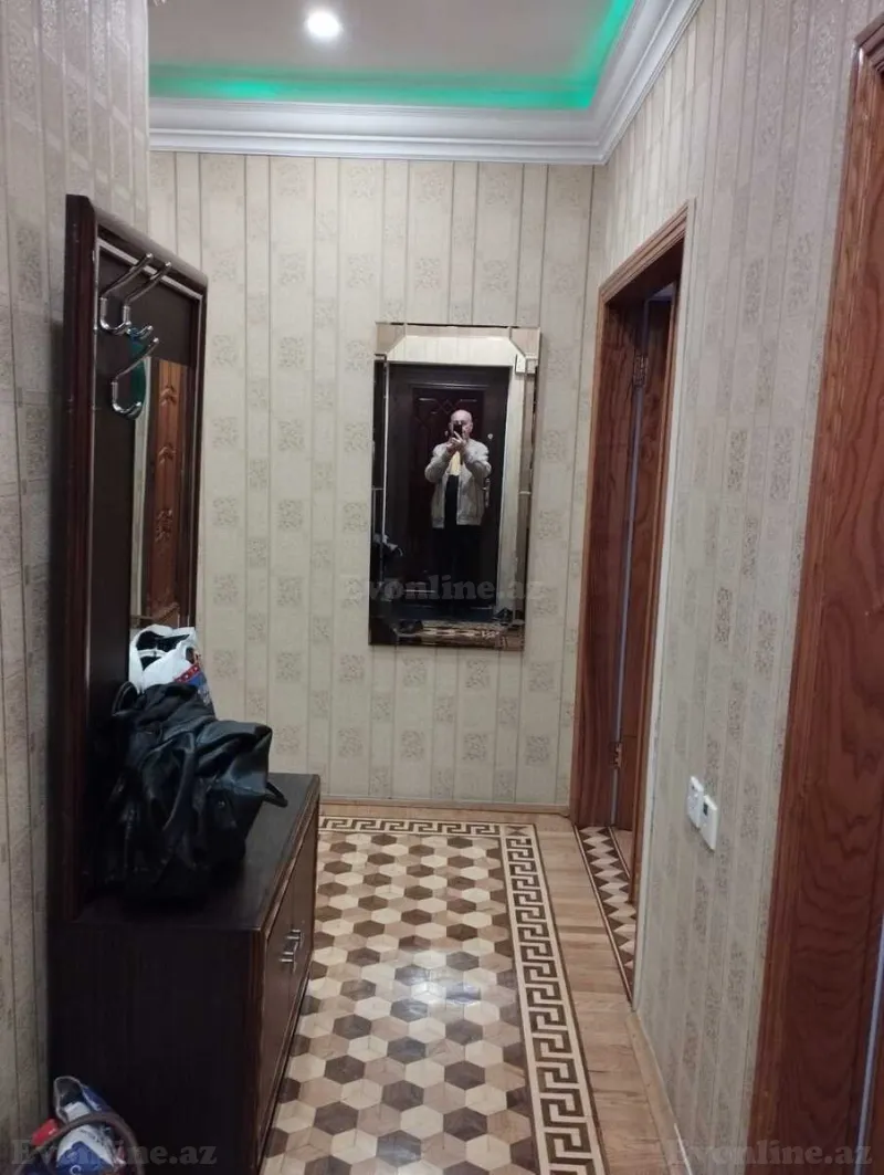 Kirayə verilir 3 otaqlı Mənzil Köhnə tikili 115 m² Yasamal - şəkil 2